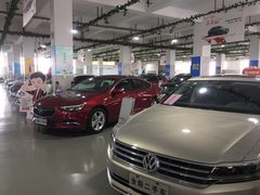 -上海冠松华奥奥迪4S店(张江店)