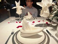 -Mogul Eatery·大亨餐酒馆