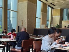 -怡聚轩全日制自助餐厅(大中华喜来登酒店)