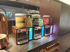 -牛YO寿喜烧·铁板烧和牛火锅自助(市府恒隆店)