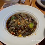 日日好食 日日时好装修风格蛮低奢的，[亲亲]独栋别墅
