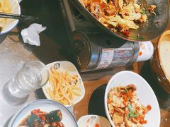 -富正毅三下锅·湘西韵味(天门山索道店)