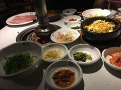餐前小菜-本家韩国烤肉(青岛万象城店)