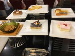 -东方豪景花园酒店·怡景旋转餐厅