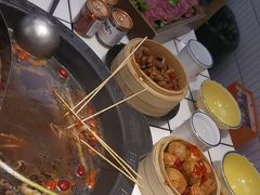 -卤校长重庆火锅(恒隆广场店)