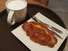 火腿芝士可颂-星巴克(广州百信广场东区店)
