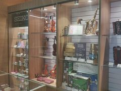 -海音琴行雅马哈钢琴·海伦·施特劳斯(金沙店)