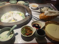 -鲜潭蒸汽石锅鱼(五道口购物中心店)