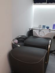 -E.L.K造型momopark店