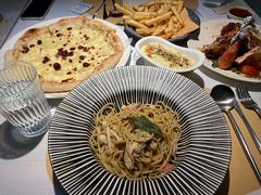 -春树下·树屋花房西餐厅(罍街AS1980店)