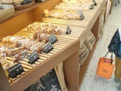 自助取餐区-0+1·手作面包(新北店)