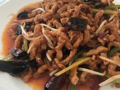 -天天向上素食餐厅(五台山店)