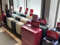 -广州周大福金融中心