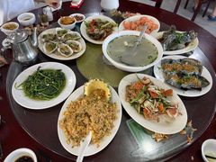 -岛中岛·海鲜大排档·万宁老字号(东澳店)