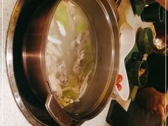 -润园四季椰子鸡火锅(海上世界店)