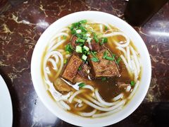 牛腩粉-陈光记烧腊店(罗保博士街店)