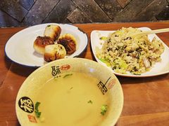 -舒蔡记生煎菜饭(云南中路店)