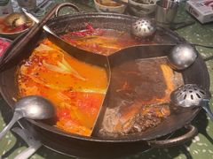 -瑞虹新天地月亮湾