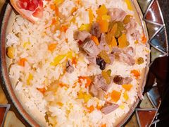 金桃手抓饭-丝路金桃·新疆菜(徐汇店)