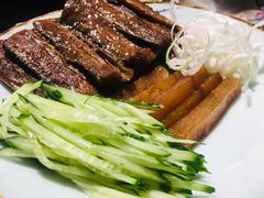 娄府酥骨带鱼-娄三少春饼·烤鸭(合生汇购物中心店)