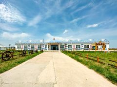 -呼伦贝尔大草原巴尔虎蒙古部落民俗旅游度假景区