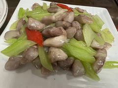 西芹炒红菱-协和菜馆(凤凰街店)