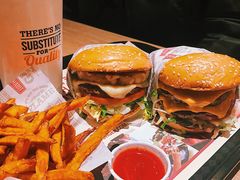 -The Habit Burger Grill 哈比特汉堡(复兴soho店)