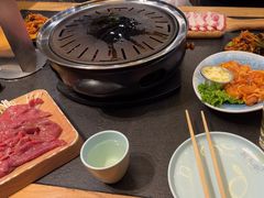 -炭小牛果木烤肉