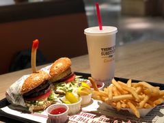 -The Habit Burger Grill 哈比特汉堡(复兴soho店)