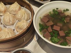 -馋三尺蟹粉小笼(人民广场店)