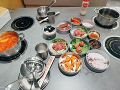 -晓沸牛肉海鲜小火锅(白湖亭万达广场店)