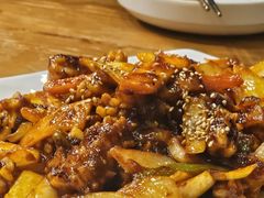 -喇喇排骨火锅·传统韩式脊骨汤(望京西园总店)