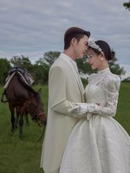 点击看大图 -至臻微拉婚纱摄影