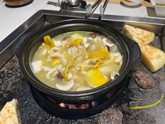 野生菌生态土鸡锅-有一锅·黑山羊腊排骨野生菌火锅(黑龙潭旗舰店)