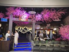 -韵秋荷(宝山龙湖天街店)