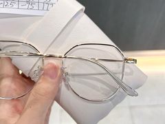 -浮光眼镜·蔡司视觉合作·数字验配中心(陆家嘴店)