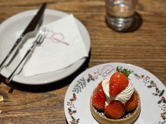 抹茶生巧草莓塔-echoes coffee回响咖啡(888街店)