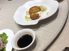 -品悦酒店(三林古镇店)