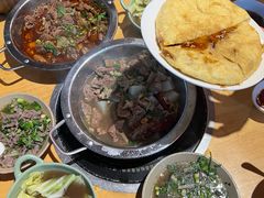 -大众跷脚牛肉馆·非遗传承单位(峨眉山店)