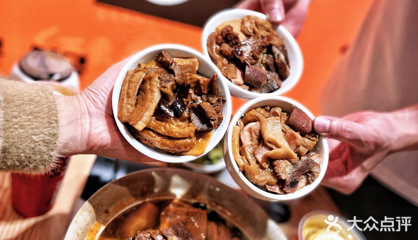 不素之徒｜一道牛腩煲就能在深圳封神？