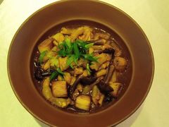 黑鸡枞菌葱烧蹄筋-江仙雅居(苏州桥店)