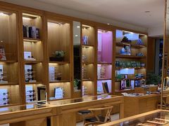 -宝丽眼镜(湖墅店)