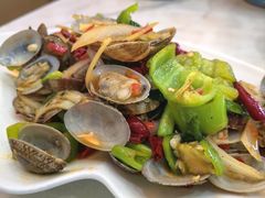 -覃记海鲜美食餐厅