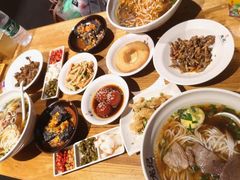 -湘人龙记老长沙米粉(华普国际大厦店)