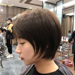 -扎嘎形象设计