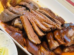 -荣家黄鱼面(南京西路店)
