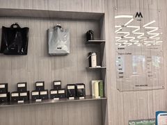 -M Stand(南京紫峰大厦店)