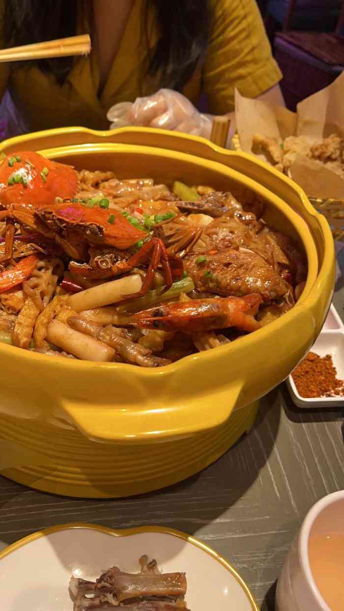 多嘴肉蟹煲(一方广场店)