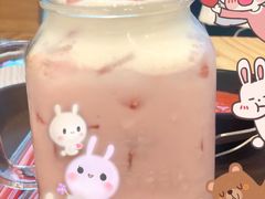 草莓鲜牛乳-鲜芋仙(泰州万达店)