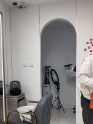 -阿三造型烫染•接发